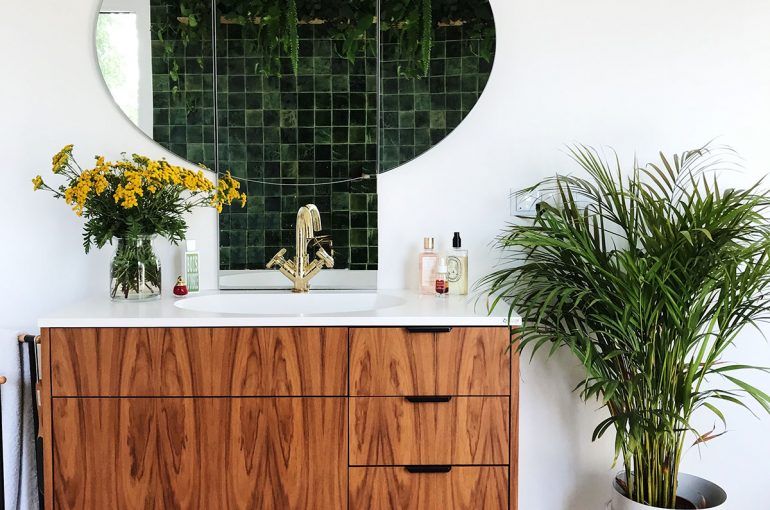 Luxury in bathroom – customized wash basins